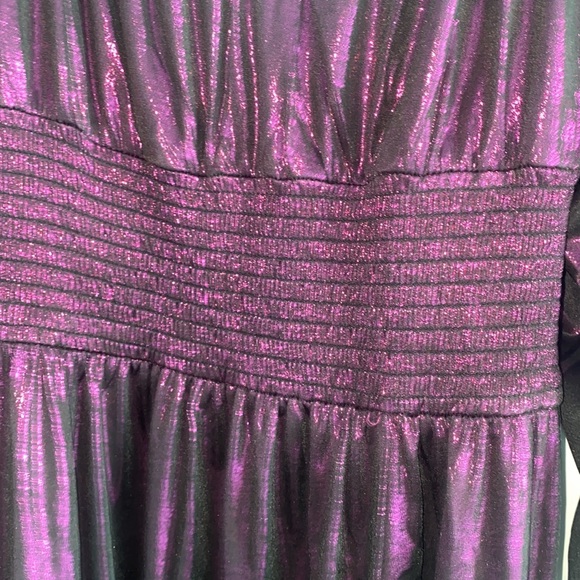 Amazing Dress! - Picture 5 of 6